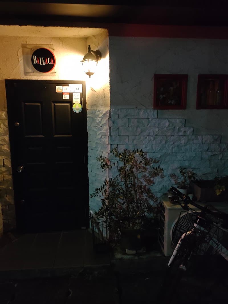 ＢＡＬＬＡＣＡの店内・料理の写真 2枚目