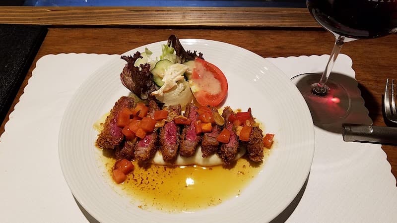 洋食&ワイン BISTRO PUGの店内・料理の写真 2枚目