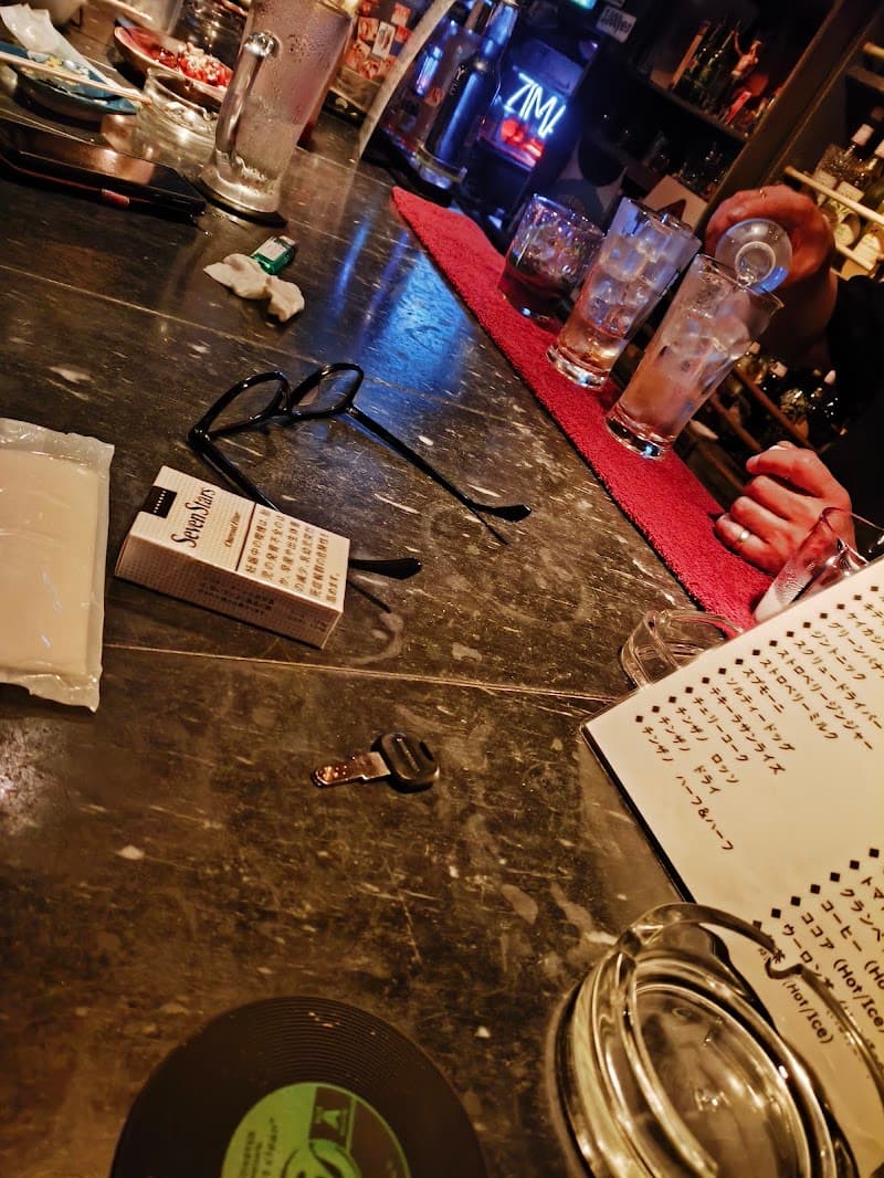 BAR カンパニュールの店内・料理の写真 3枚目