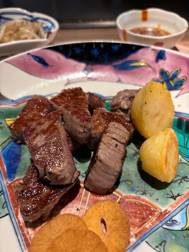 ステーキハウス・ヌキエの店内・料理の写真 3枚目
