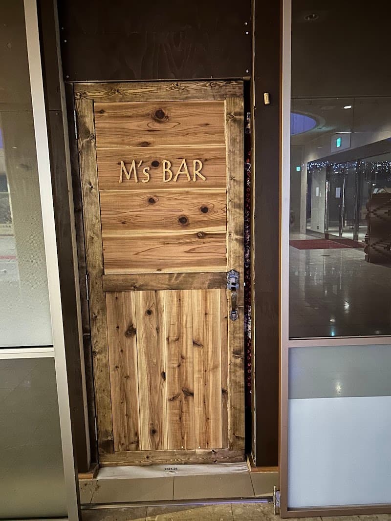 M’s BAR