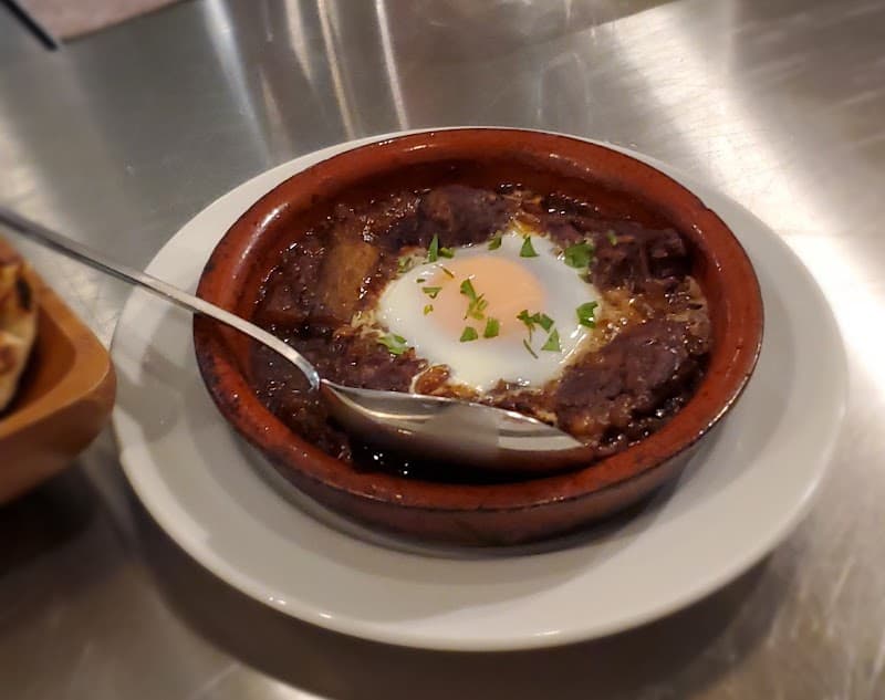 地中海料理 & ワインショップ BOQUERIA (ボケリア 魚津)の店内・料理の写真 3枚目