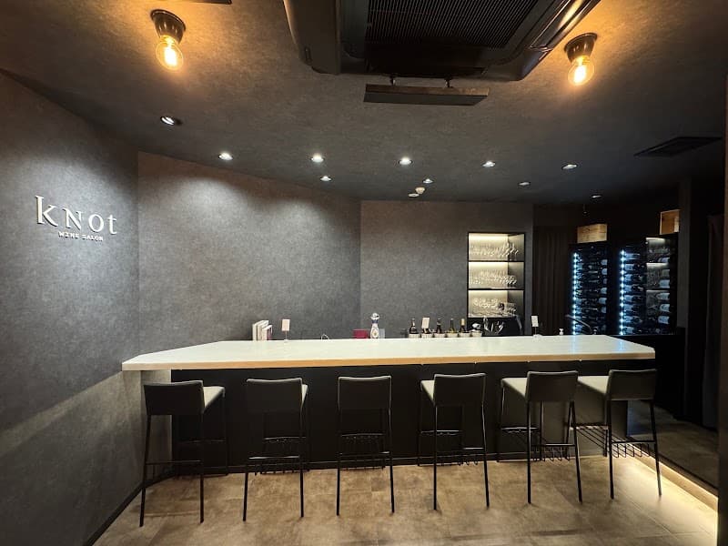 Wine Salon KNOT ワインサロンノットの店内・料理の写真 3枚目