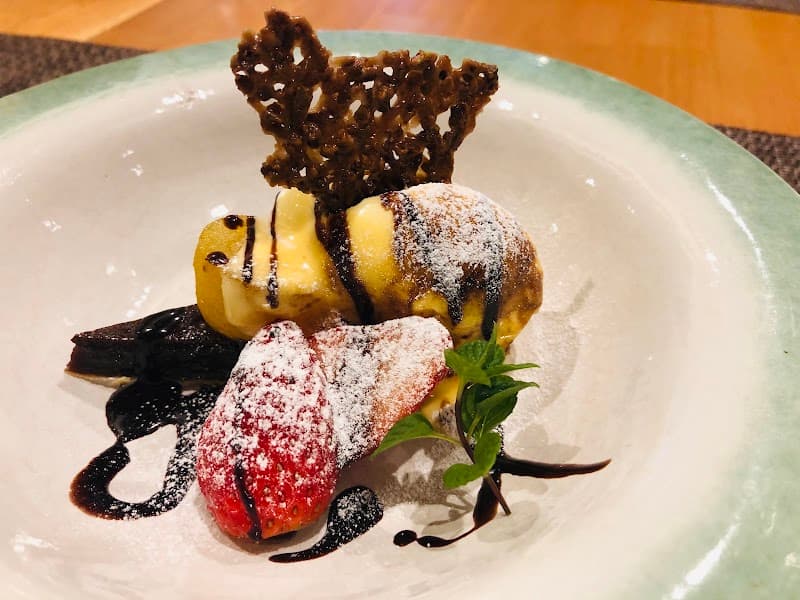 ブラッスリー エストの店内・料理の写真 2枚目