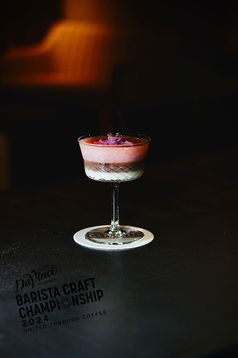 Bar×Bar×Bar WATARASEの店内・料理の写真 2枚目
