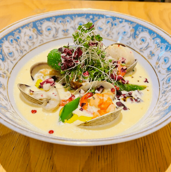 ユニヴェール エスの店内・料理の写真 2枚目