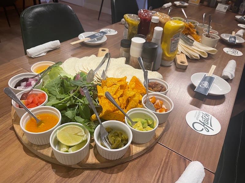 OPEN BAR Hatchの店内・料理の写真 2枚目