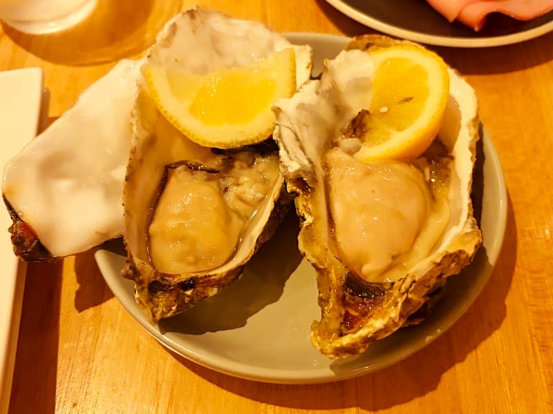 自然派ワインと牡蠣とタパス 中野レンガ坂 オルガニコの店内・料理の写真 3枚目