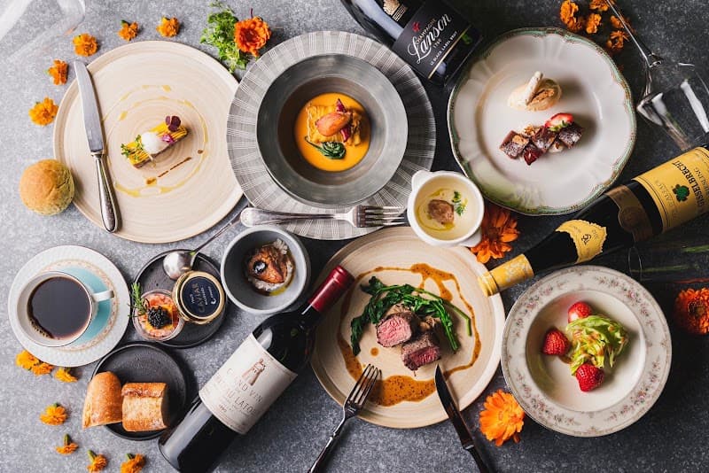 les quatre saisons munakata(キャトルセゾン宗像)の店内・料理の写真 2枚目
