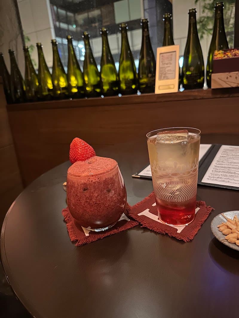 The Bar Hの店内・料理の写真 2枚目