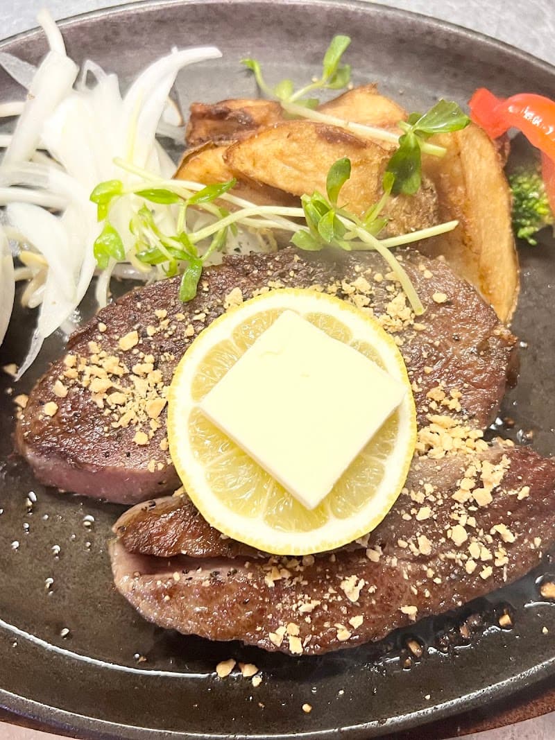西洋亭の店内・料理の写真 2枚目