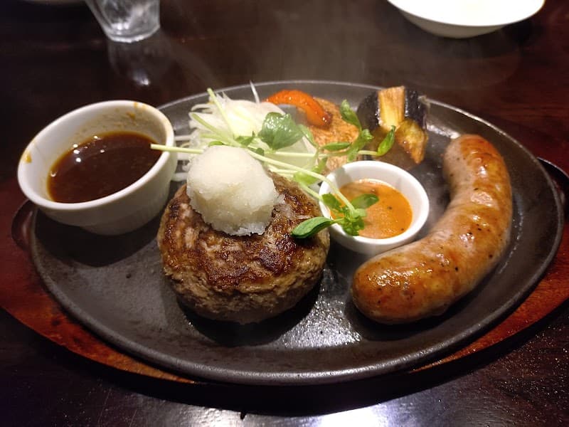 西洋亭の店内・料理の写真 3枚目