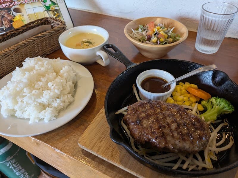 Cafe&DiningBar Vingtie(ヴァンティエ)の店内・料理の写真 3枚目