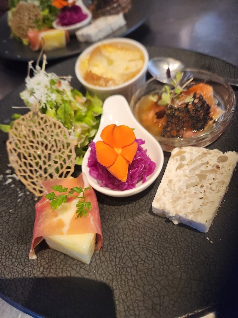 フレンチ&イタリアンバル copineの店内・料理の写真 2枚目