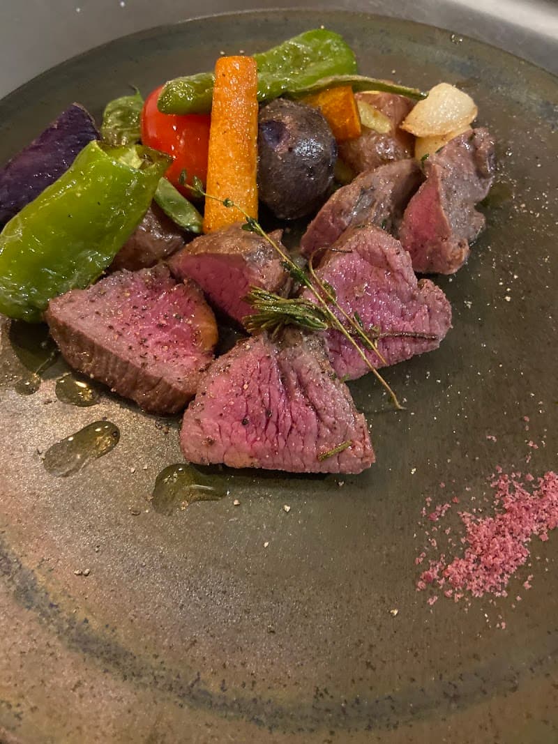 日本ワインと創作料理 結人 －ゆいひと－の店内・料理の写真 2枚目