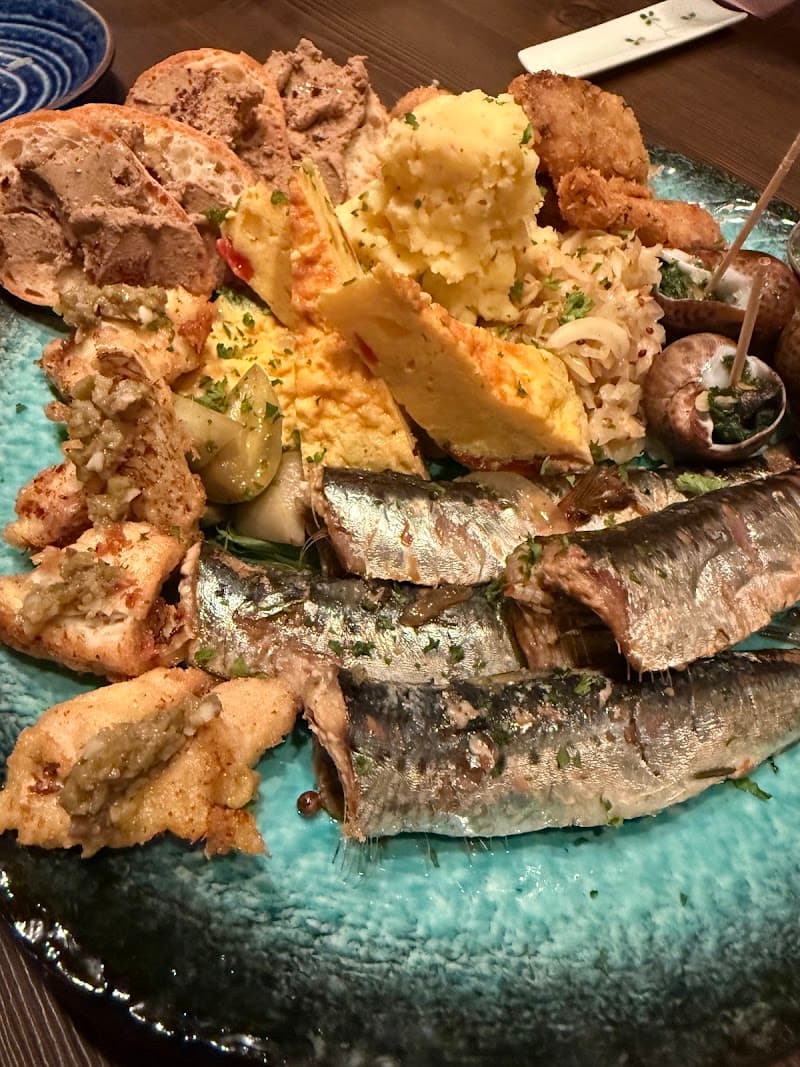 日本ワインと創作料理 結人 －ゆいひと－の店内・料理の写真 3枚目