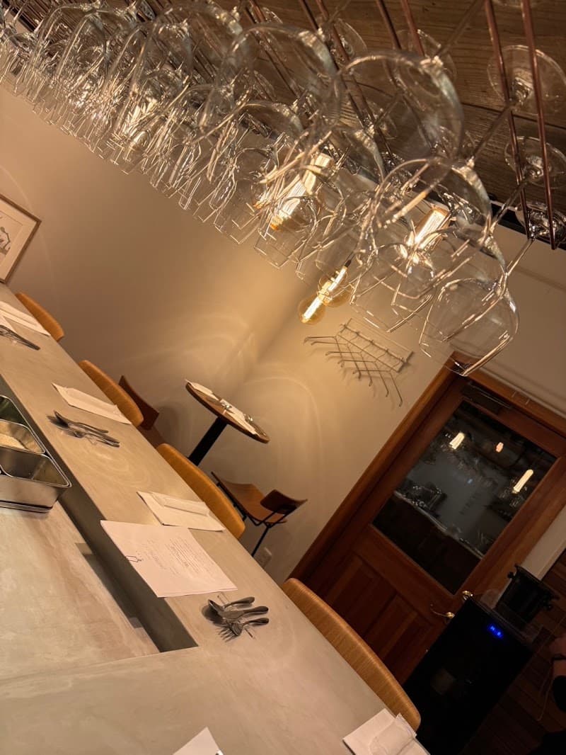 wine bar BLUE HOURの店内・料理の写真 3枚目