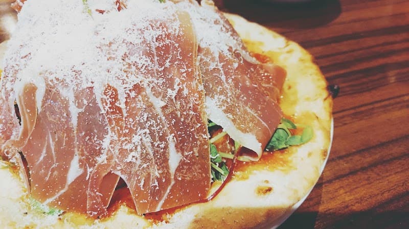 ビストロ 十兵衛の店内・料理の写真 2枚目