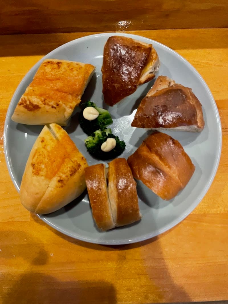 Wine Bar Yの店内・料理の写真 2枚目