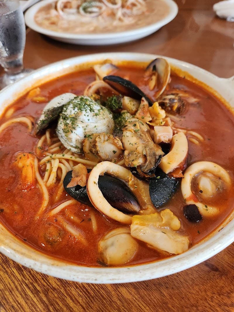 地中海風料理 Petiteの店内・料理の写真 3枚目