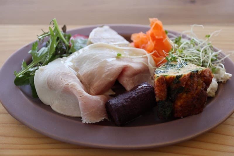 farmer's table mano（ファーマーズテーブル マーノ）の店内・料理の写真 2枚目