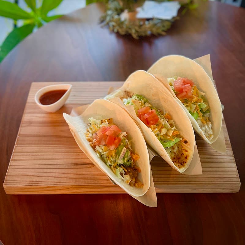 青森タコスHAPPY STANDARD／TACOS CAFE＆BAR（ハピスタ）の店内・料理の写真 2枚目