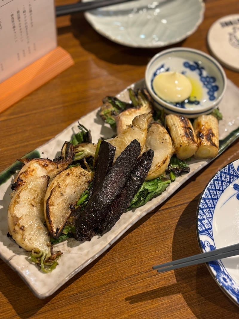 焼鳥とワインのお店 レストアの店内・料理の写真 2枚目