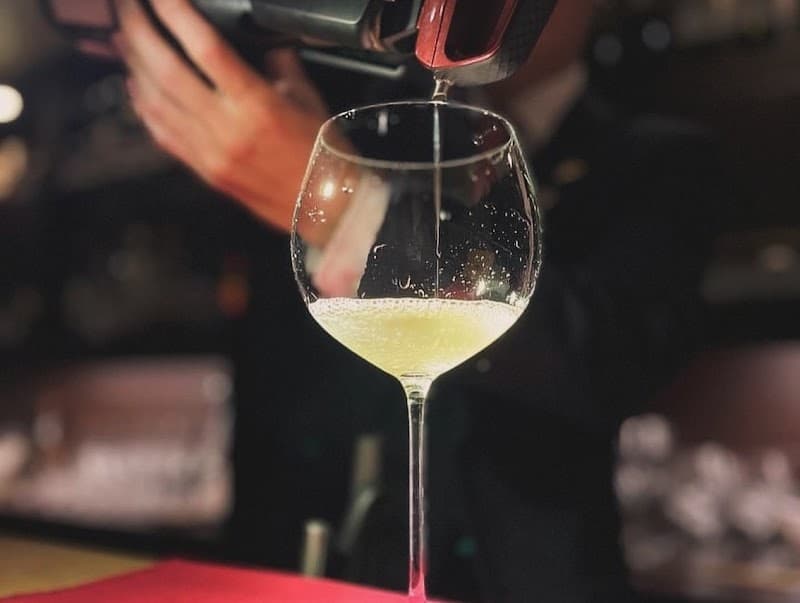 Wine bar CINQ（サンク）の店内・料理の写真 3枚目