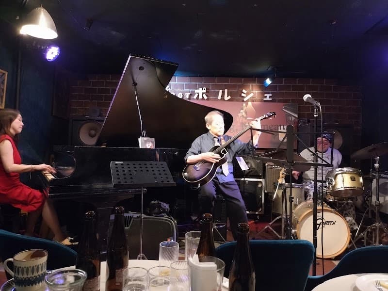 ポルシェの店内・料理の写真 3枚目