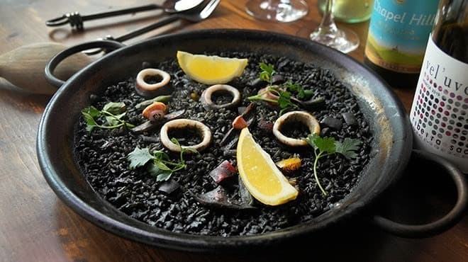 dining&bar SPAINバル Oliveの店内・料理の写真 2枚目