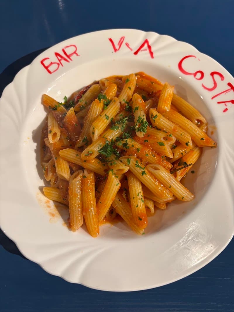Bar Via Costa | バール ヴィア コスタの店内・料理の写真 2枚目