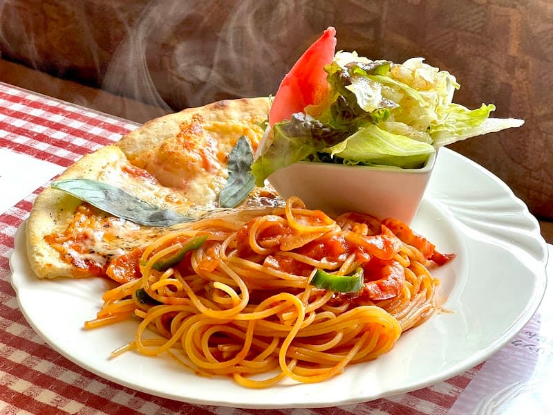 カリーノの店内・料理の写真 3枚目