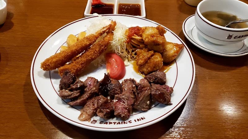 キャプテンズ・キッチンの店内・料理の写真 2枚目