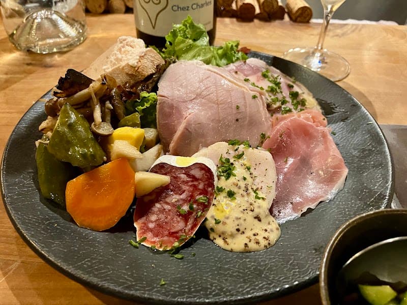 ナチュラルワインと気まぐれキッチン プルピエの店内・料理の写真 2枚目
