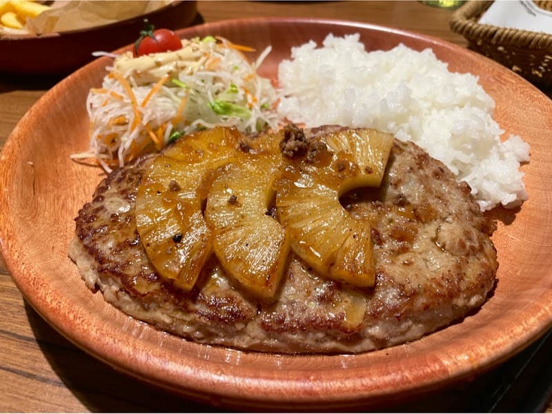 びっくりドンキー 安積店の店内・料理の写真 2枚目
