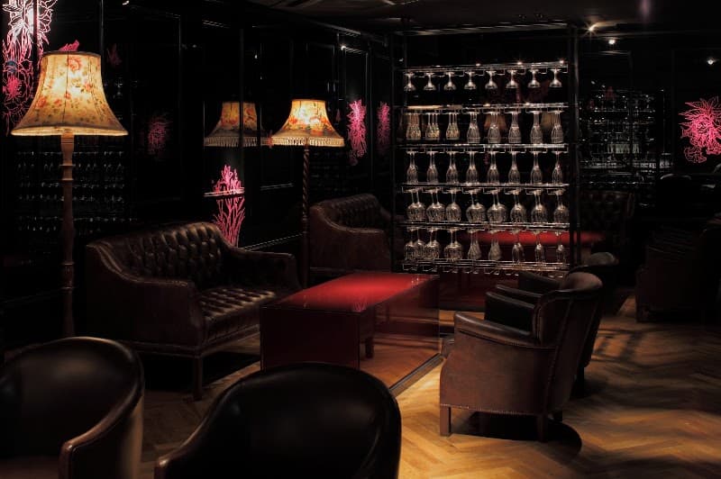 wine&bar b-noir(ワイン&バー ビーノワール)