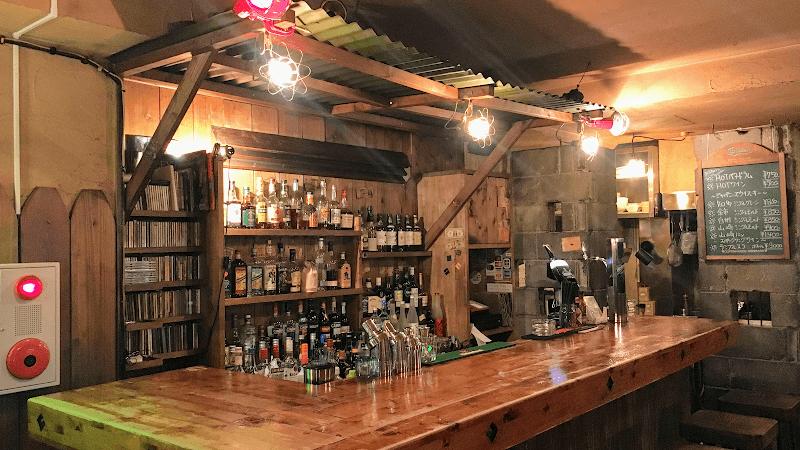 Bar&Grill NINE MILES
