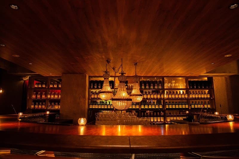 BAR MOMENT 琥珀 大宮 バー ウイスキー
