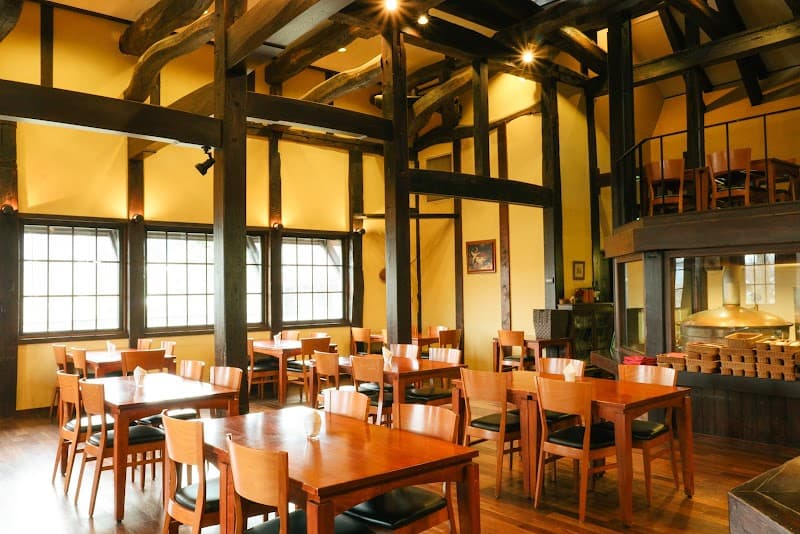 レストラン 薪小屋