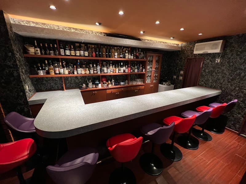 ワイン&蒸留酒 BAR REVOLVE 駒込