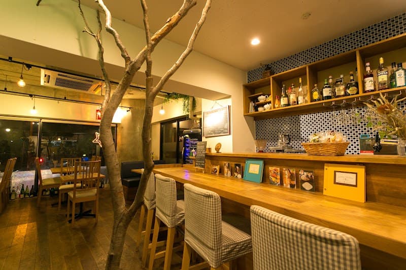 slowly"kitchen"(ビストロ、イタリアン