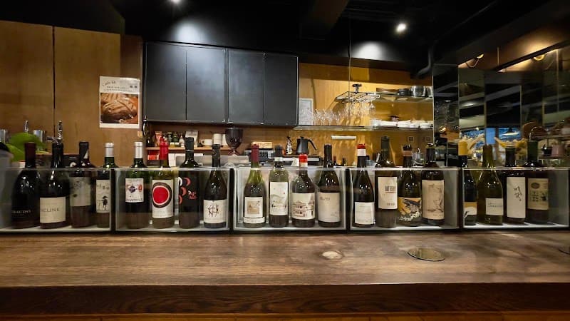 神楽坂ワインスタンド et du vin