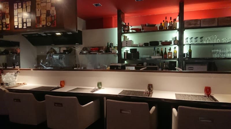 和飲場