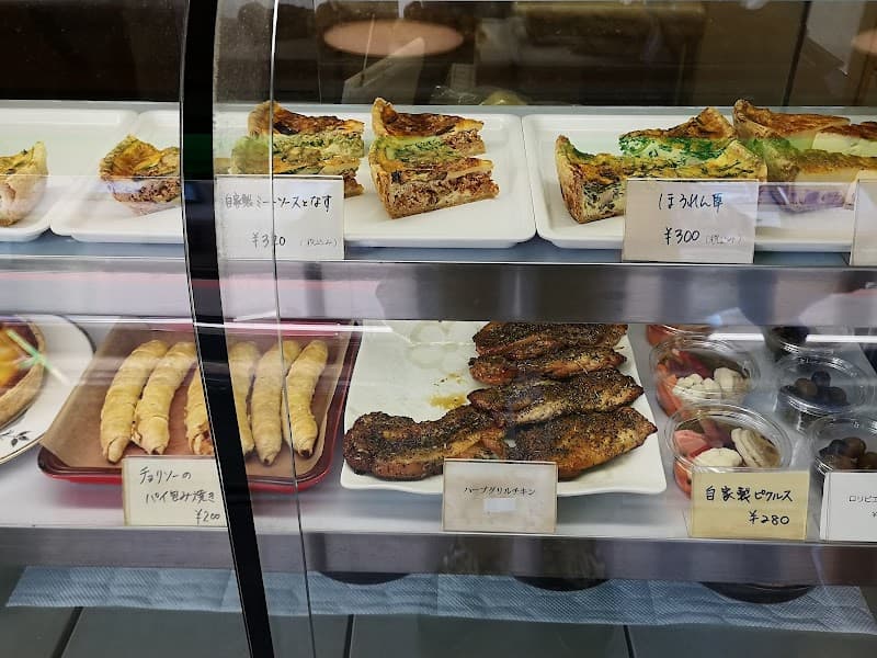 L’olivier(ロリビエ〈フランス惣菜&キッシュ専門店〉)