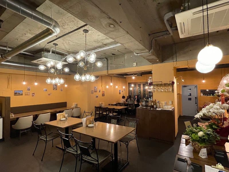 BISTRO COMFY ビストロ コンフィ