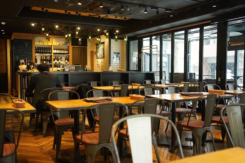 Le Bar a Vin52 AZABU TOKYO 成城石井 関内店