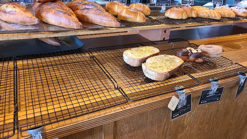 TSUNO WINE & BAKERY