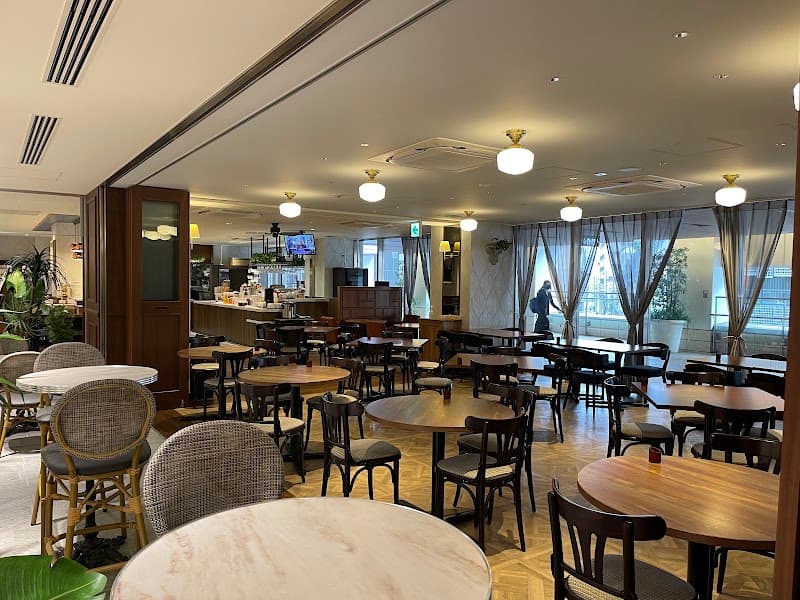 ビストロ カツキ CIAL横浜ANNEX店