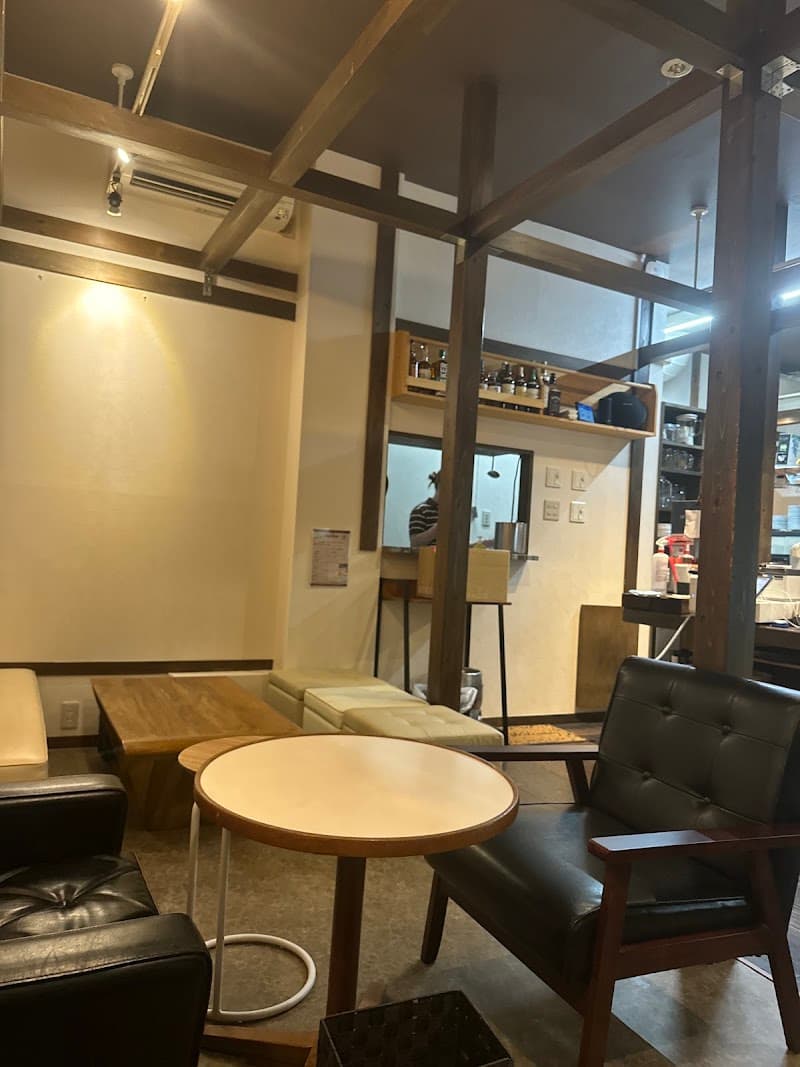 ROOM CAFE
