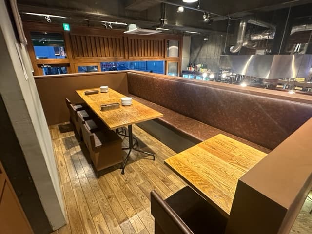 ワインホール 神田小西 (旧イルファロ神田小西)